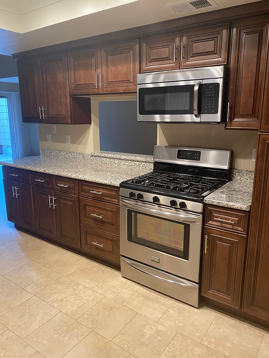 511 Tangerine Cove Dr photo 4