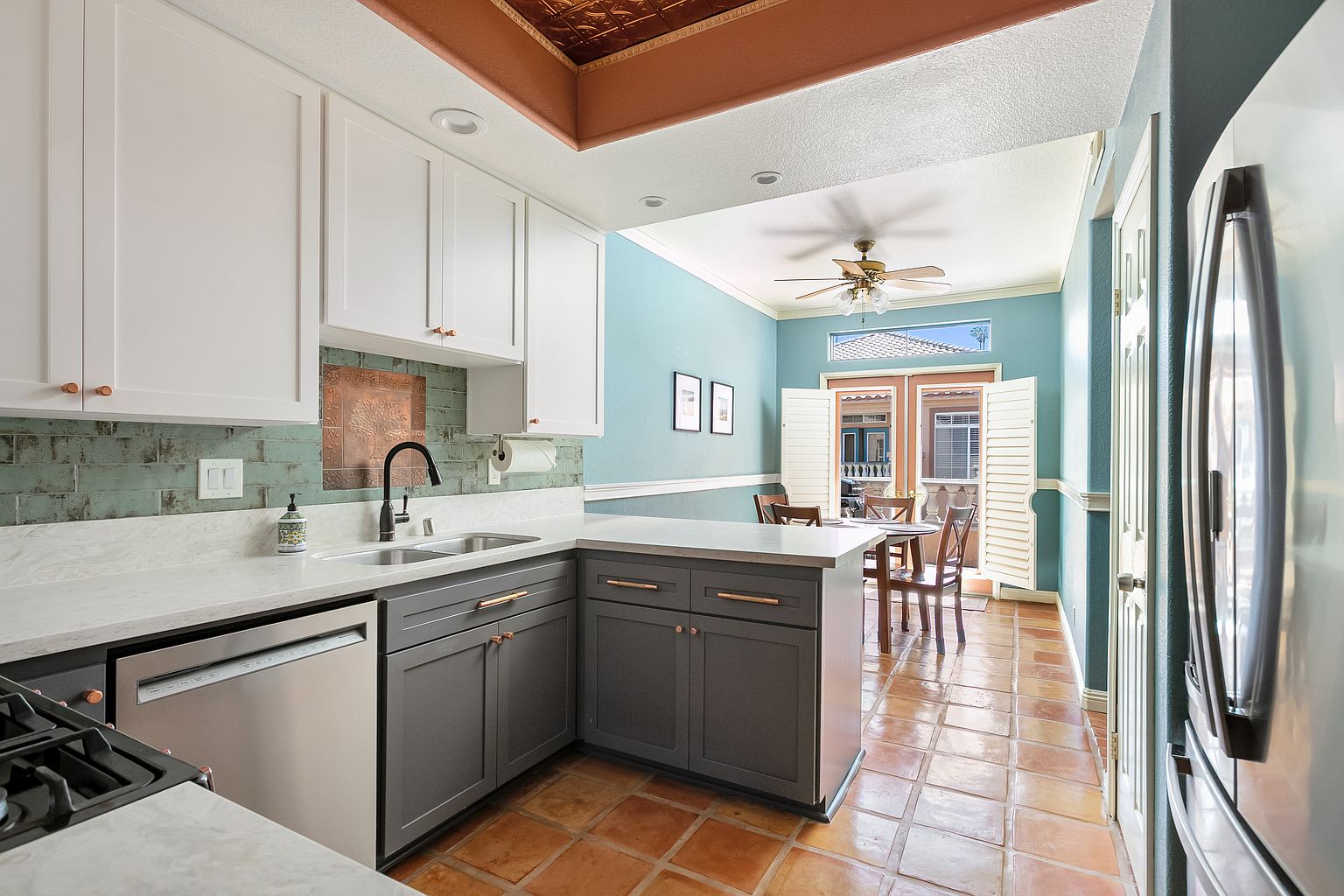 3541 Cameo Dr photo 3