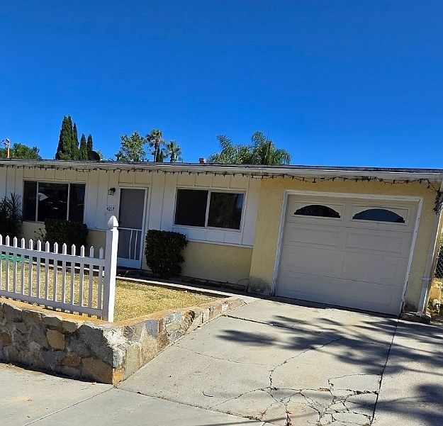 4217 Thomas St photo 2