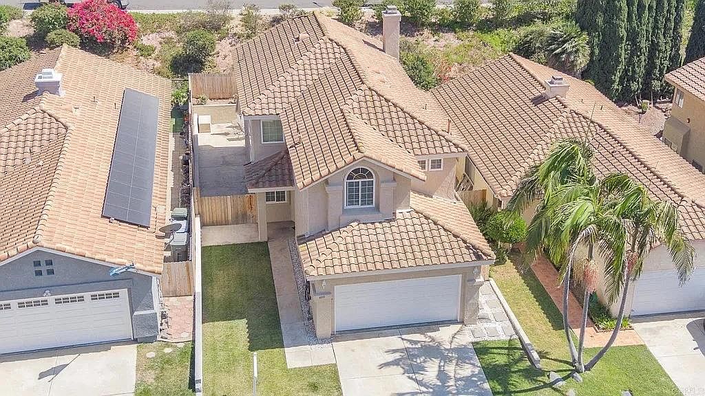 609 Paseo Rio photo 2