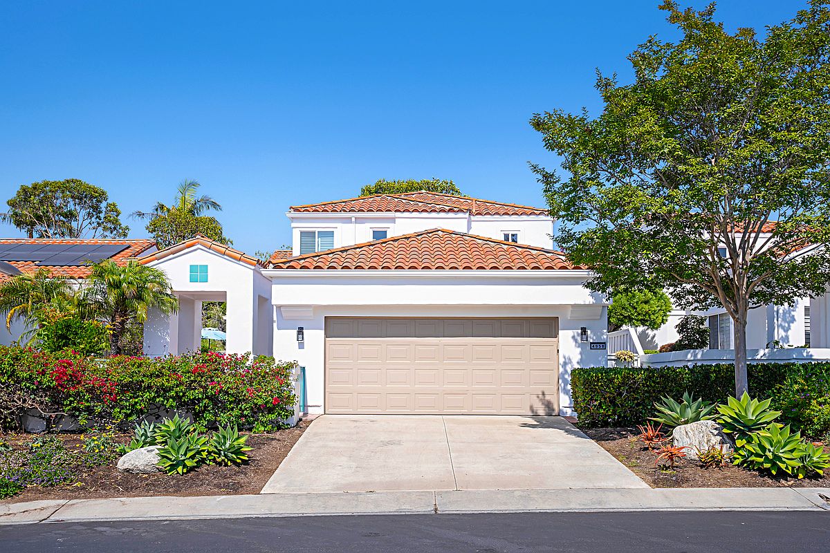 4958 Lerkas Way photo 2