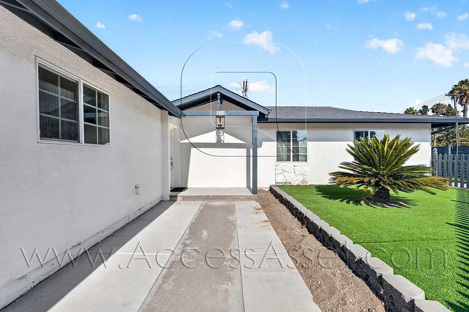 1509 Goodwin Dr photo 2