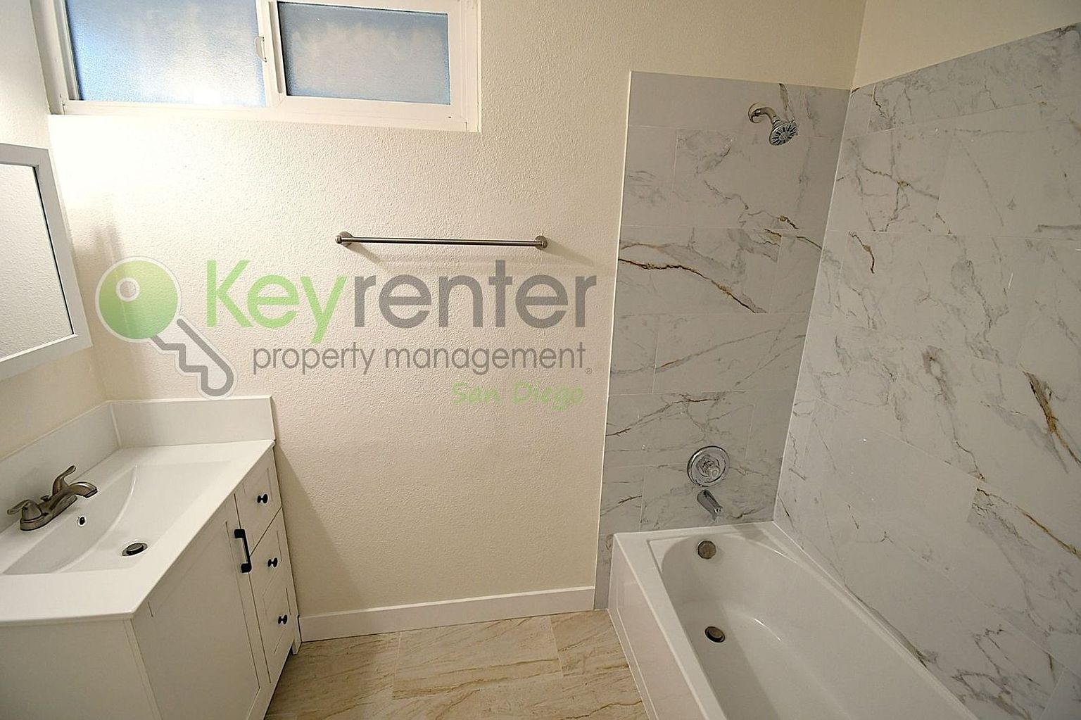 211 Civic Center Dr photo 5