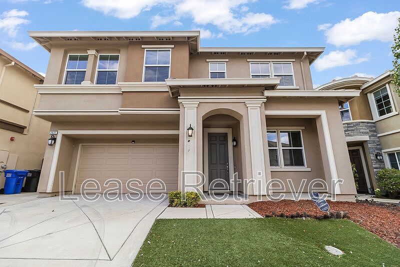 2631 Clarita Dr