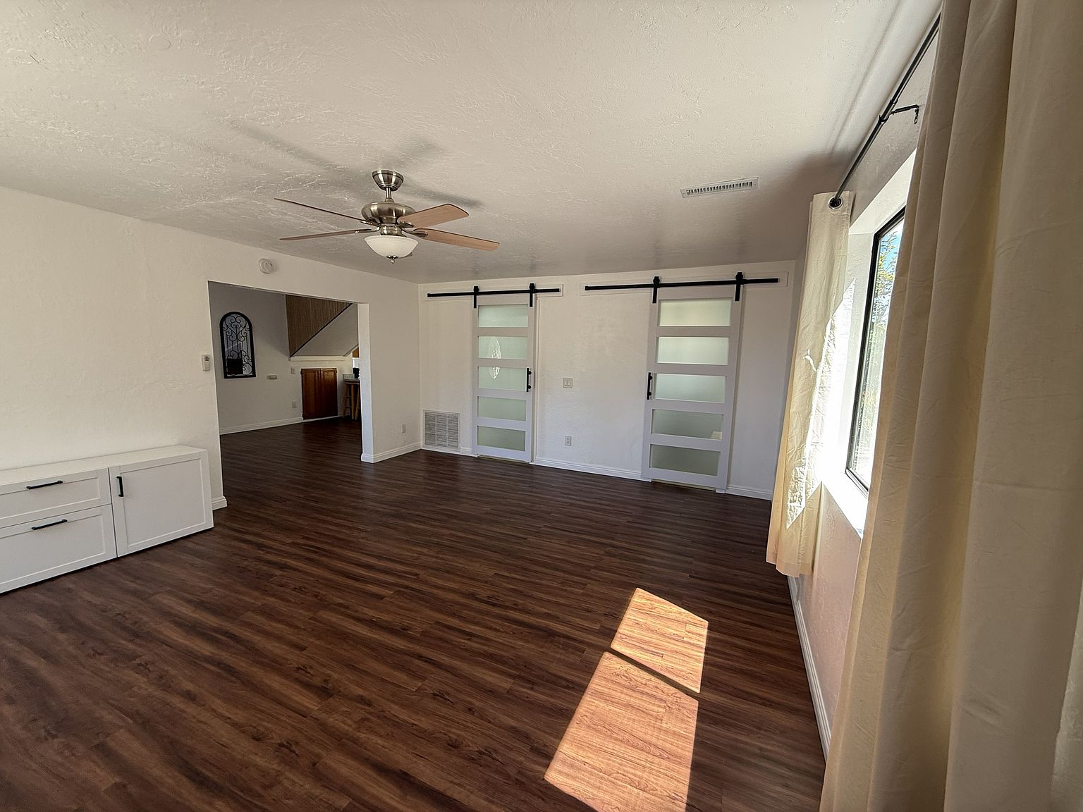 30061 Red Mountain Dr photo 3