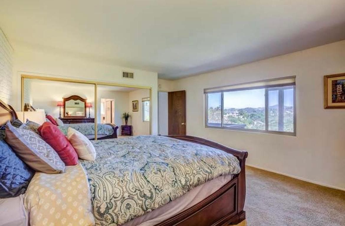 9627 Indian Creek Way photo 2