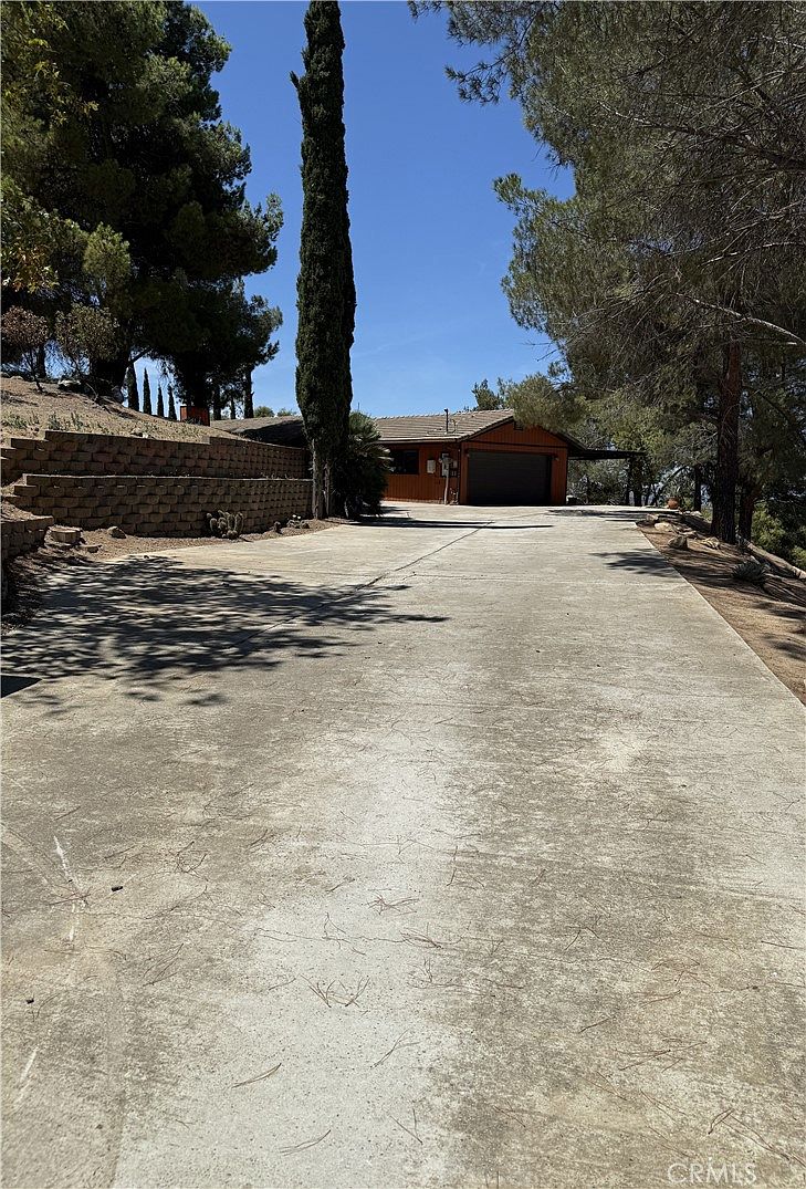 27258 Kiavo Dr photo 3
