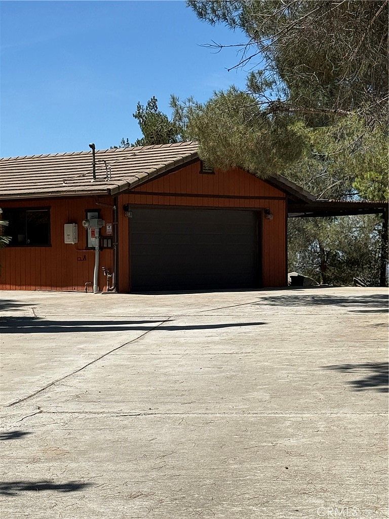 27258 Kiavo Dr photo 4