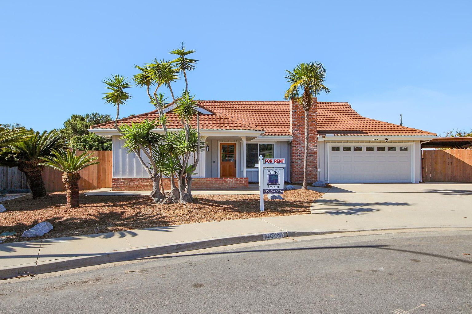 1550 Sunrise Cir photo 5