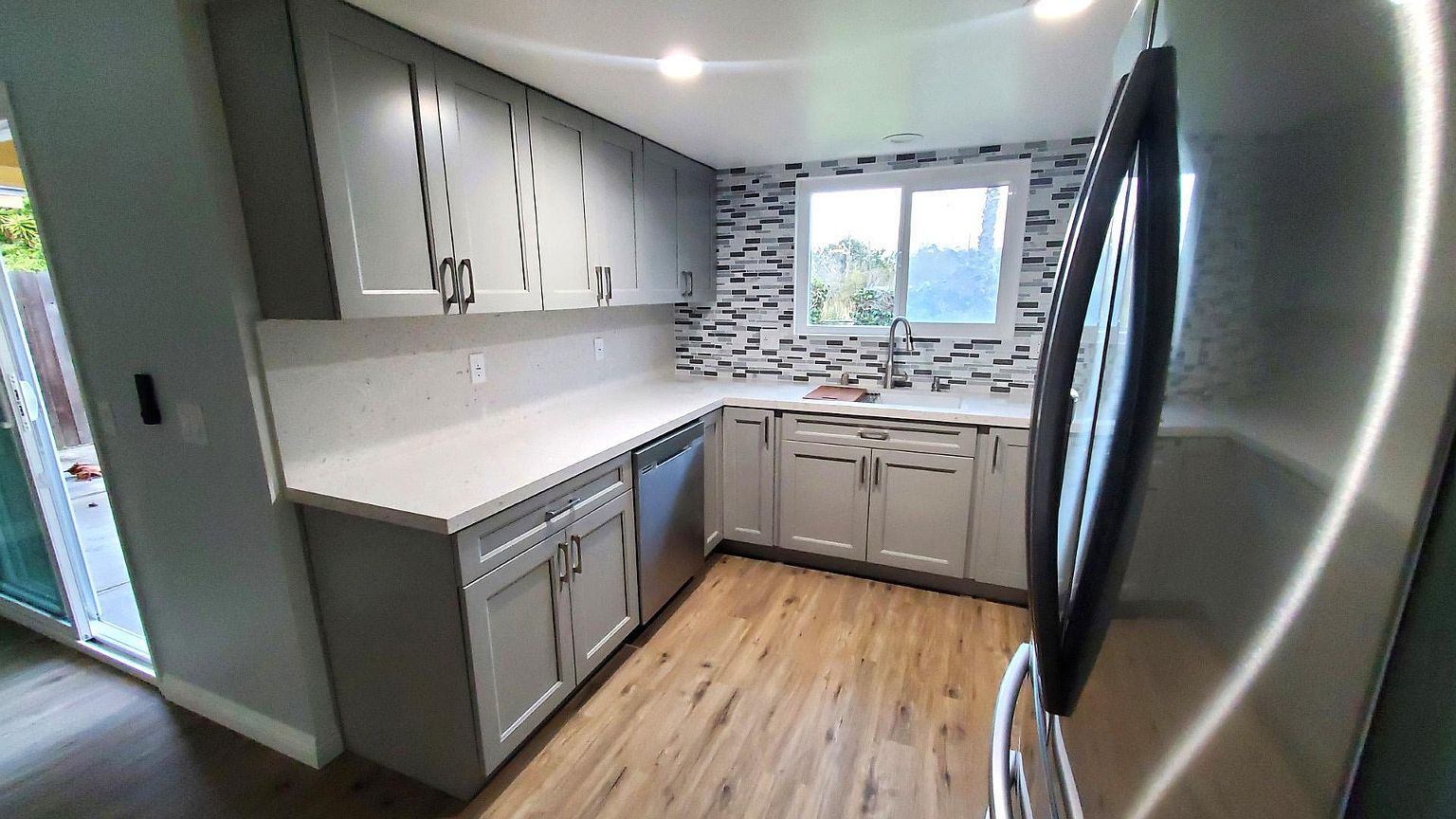 5080 El Arbol Dr photo 3