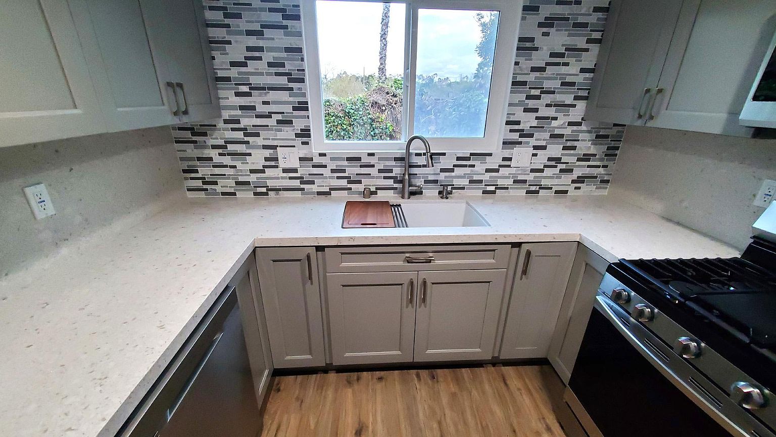 5080 El Arbol Dr photo 4