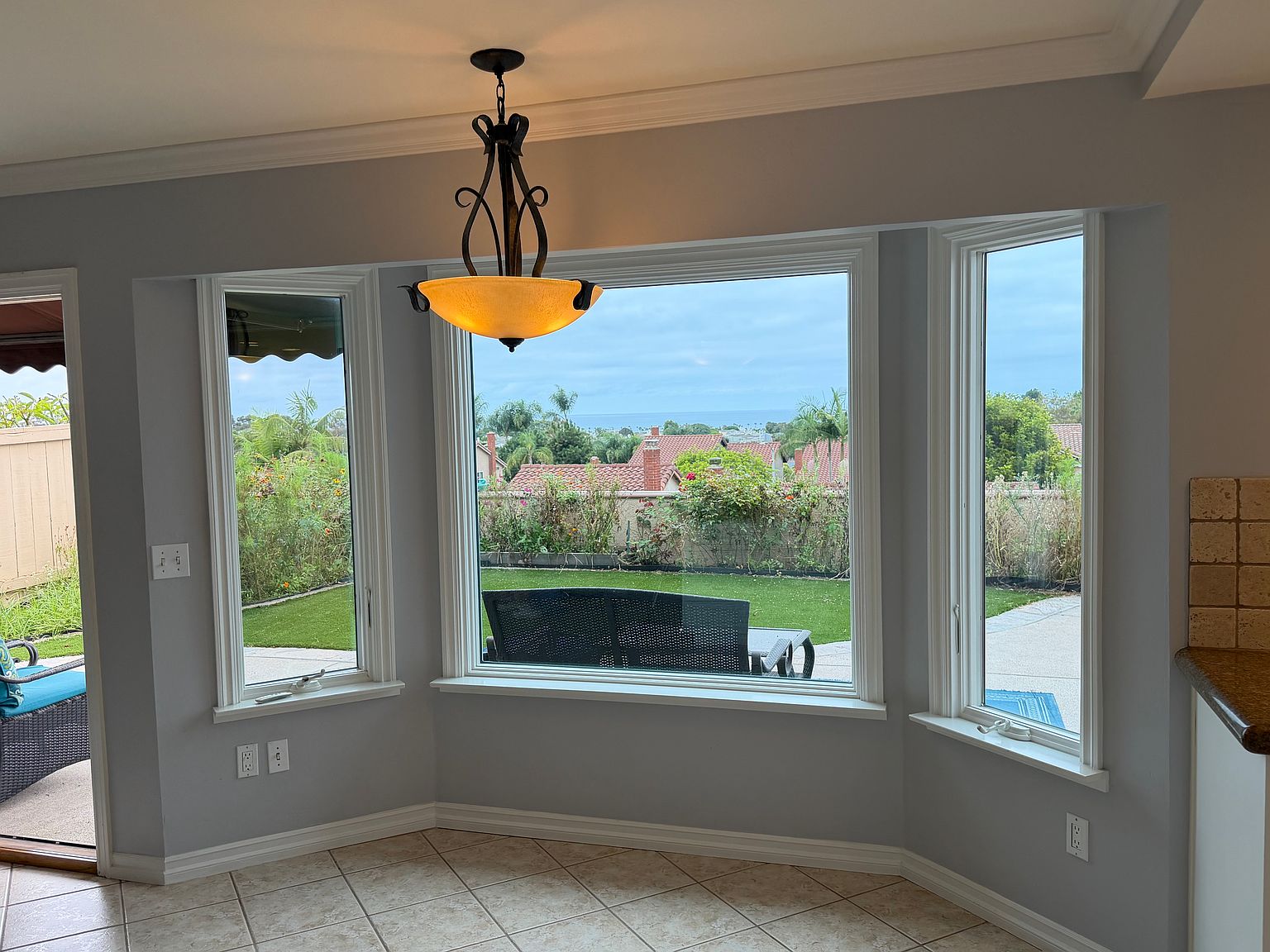 7037 Snapdragon Dr photo 4
