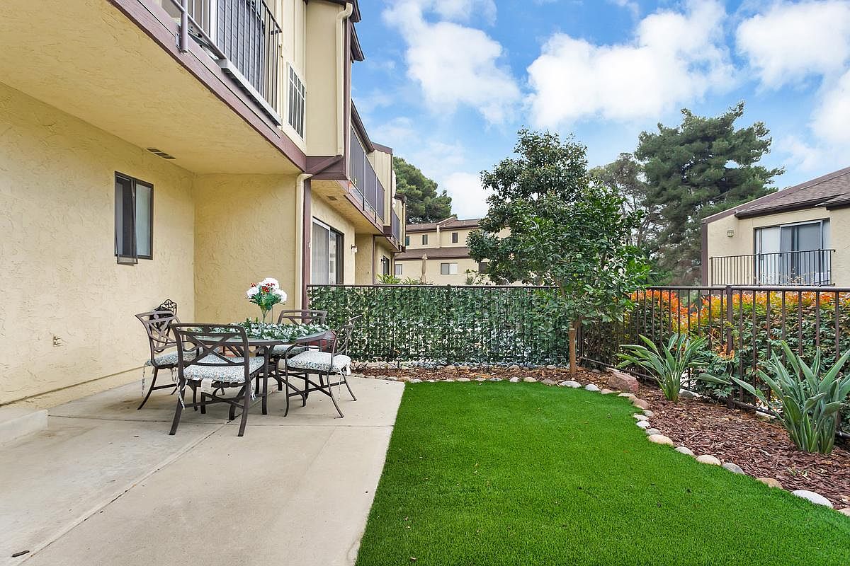 7319 Alicante Rd photo 4