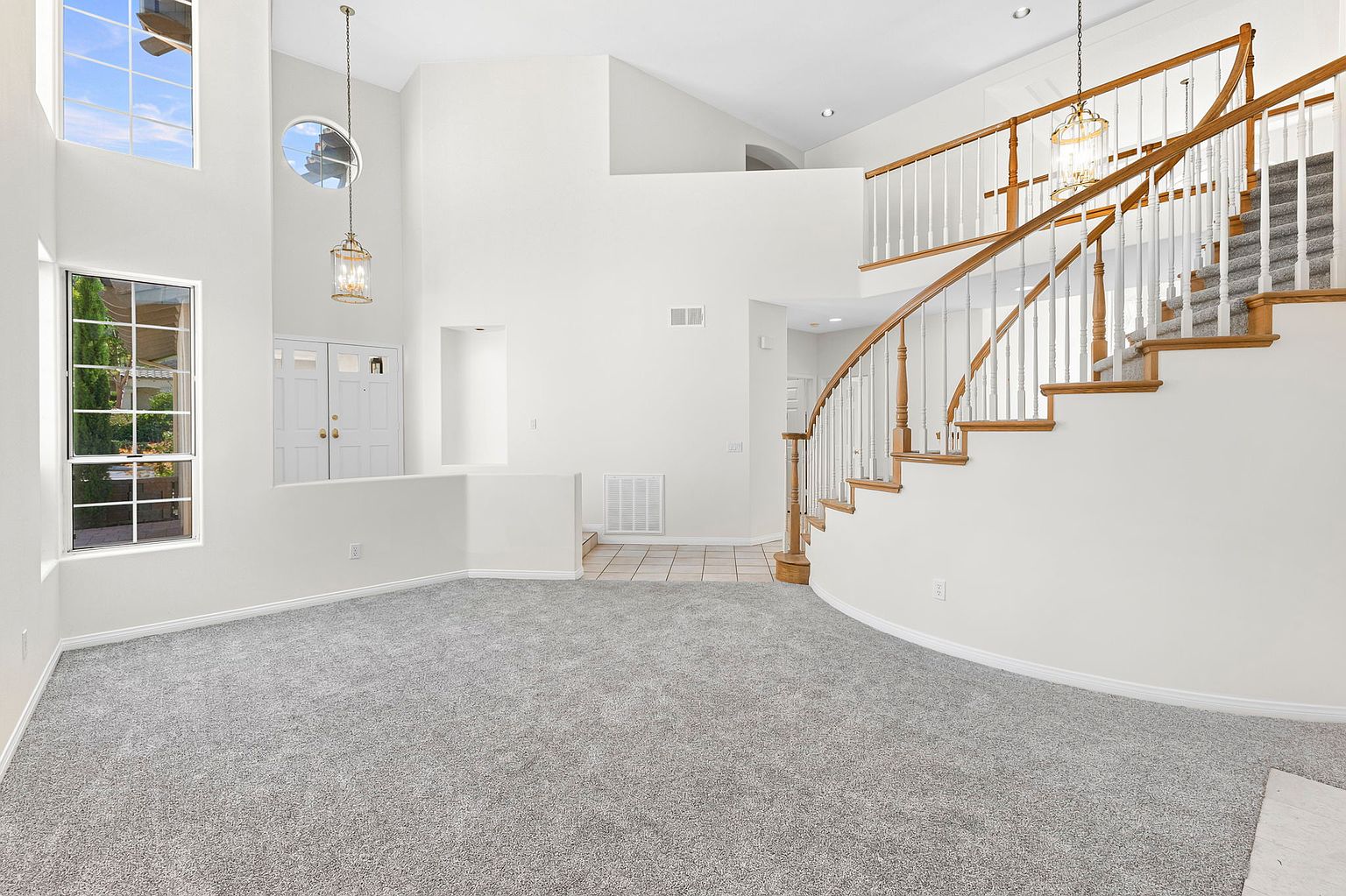 1716 Blackbird Cir photo 5