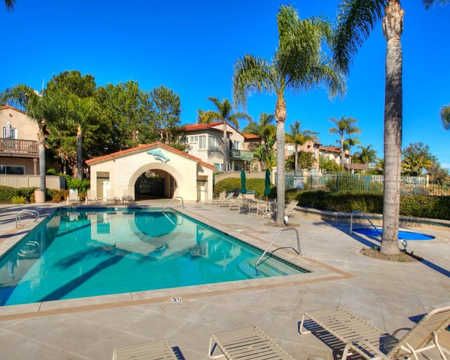 7175 Surfbird Cir photo 5