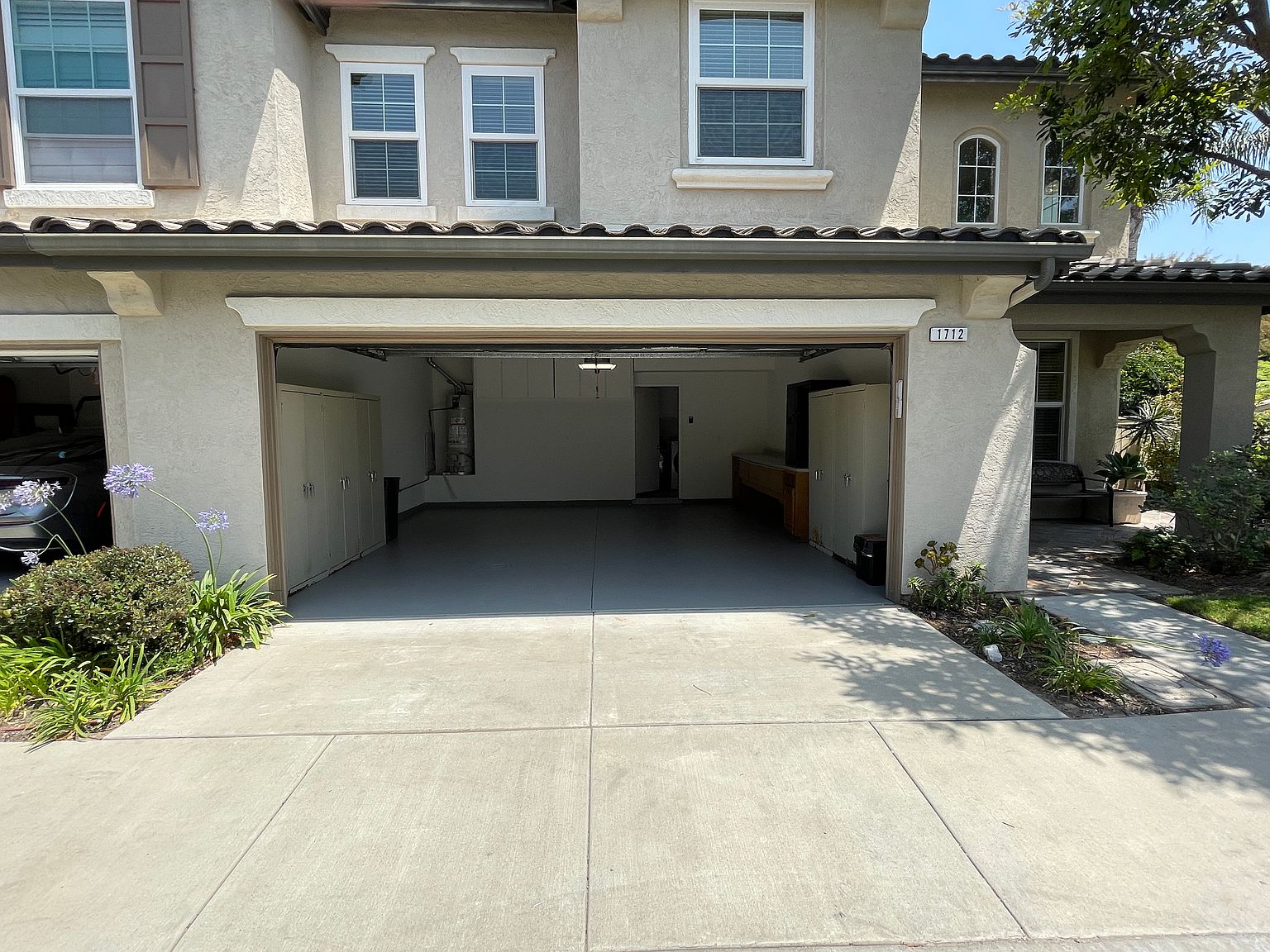 1712 Carissa Way photo 3