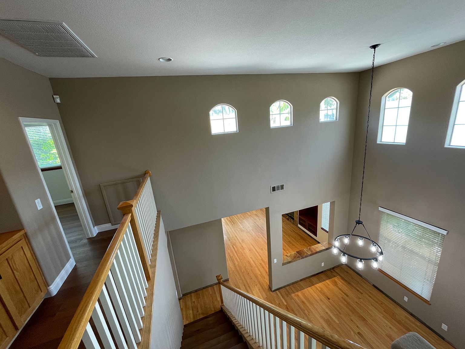 1712 Carissa Way photo 4