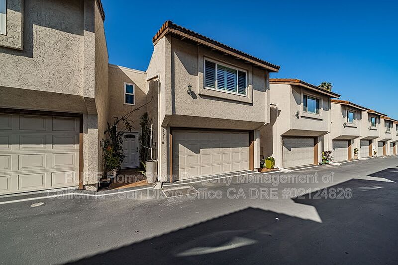 7525 Jerez Ct Carlsbad, CA 92009 photo 2