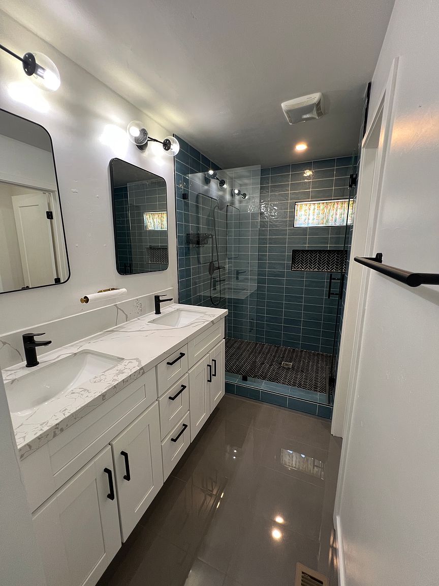 347 Morgan Pl photo 5