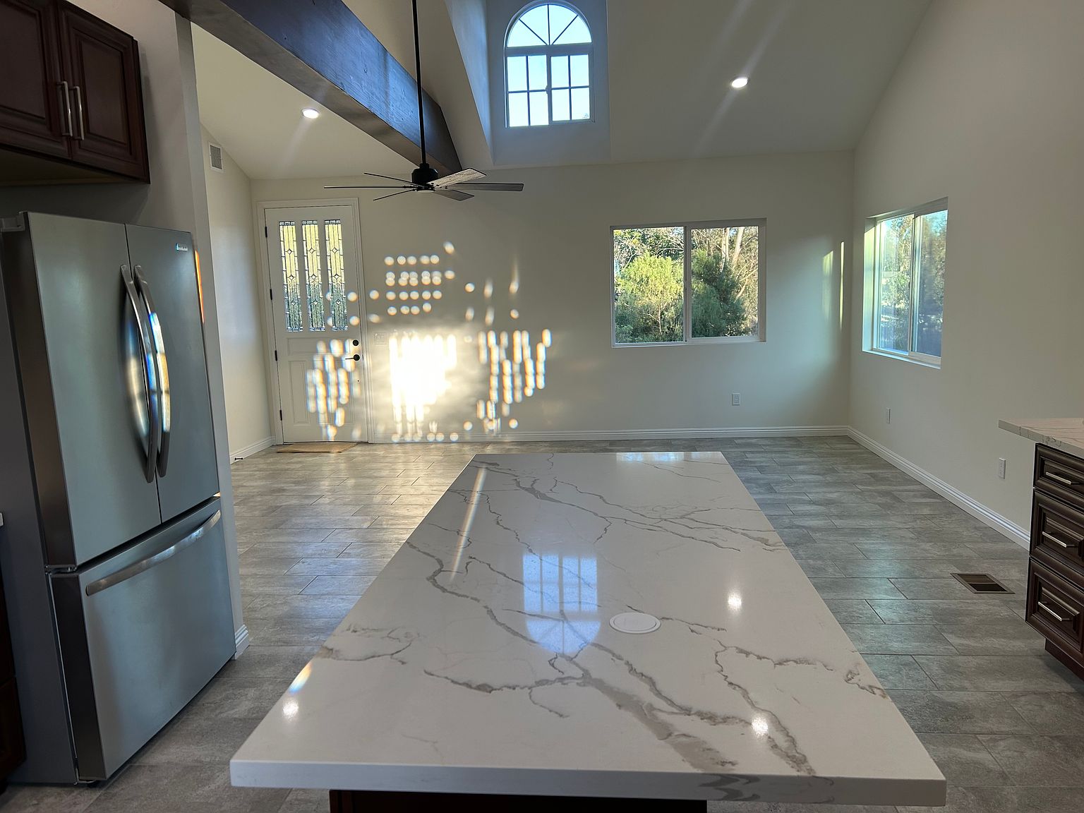 1038 Collado Ln photo 2