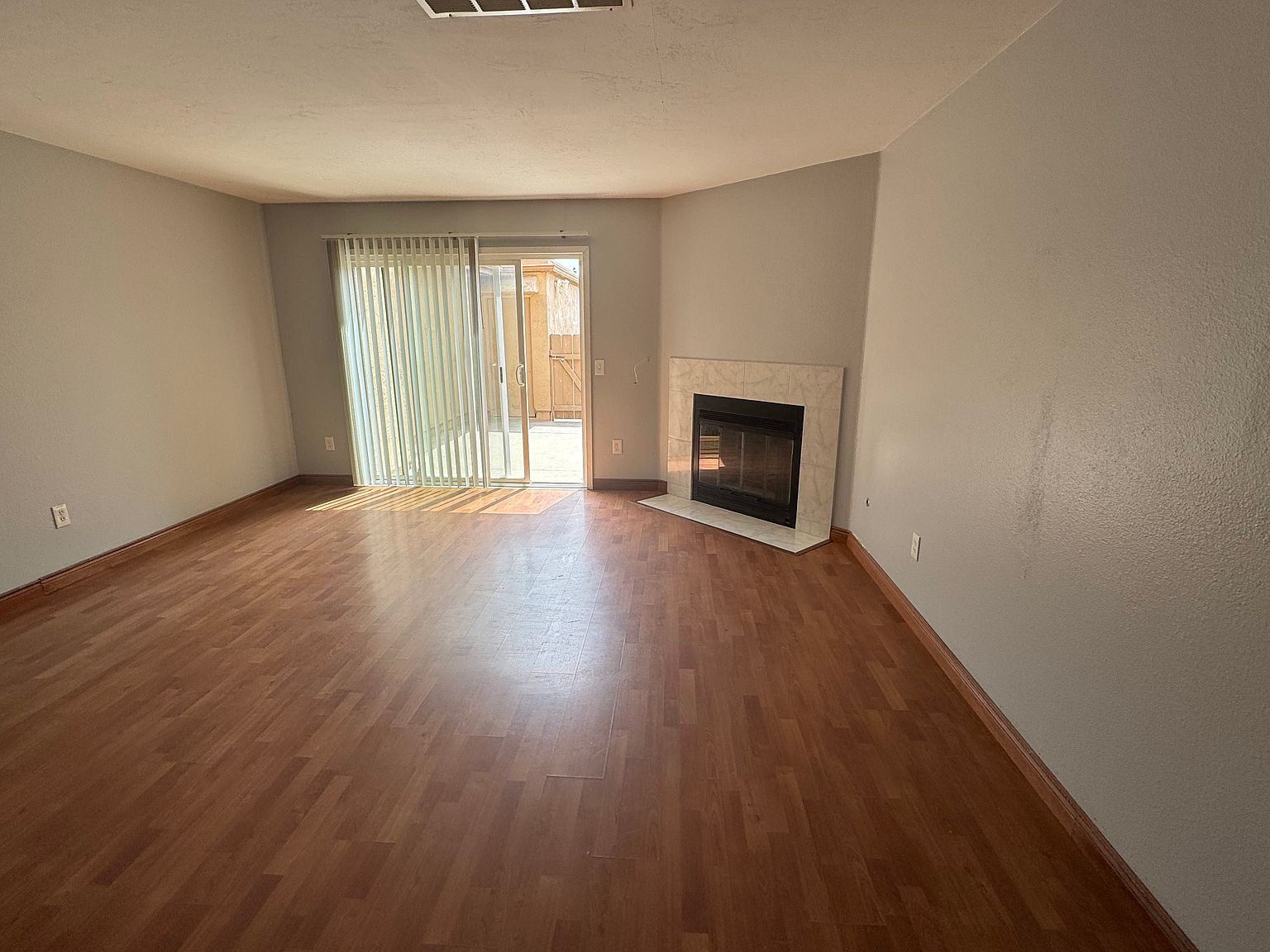 1614 Grandon Ave photo 3