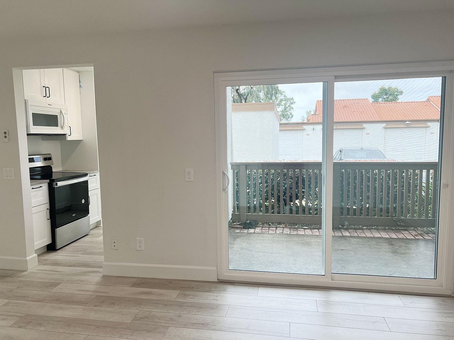 868 S Rancho Santa Fe Rd S photo 4