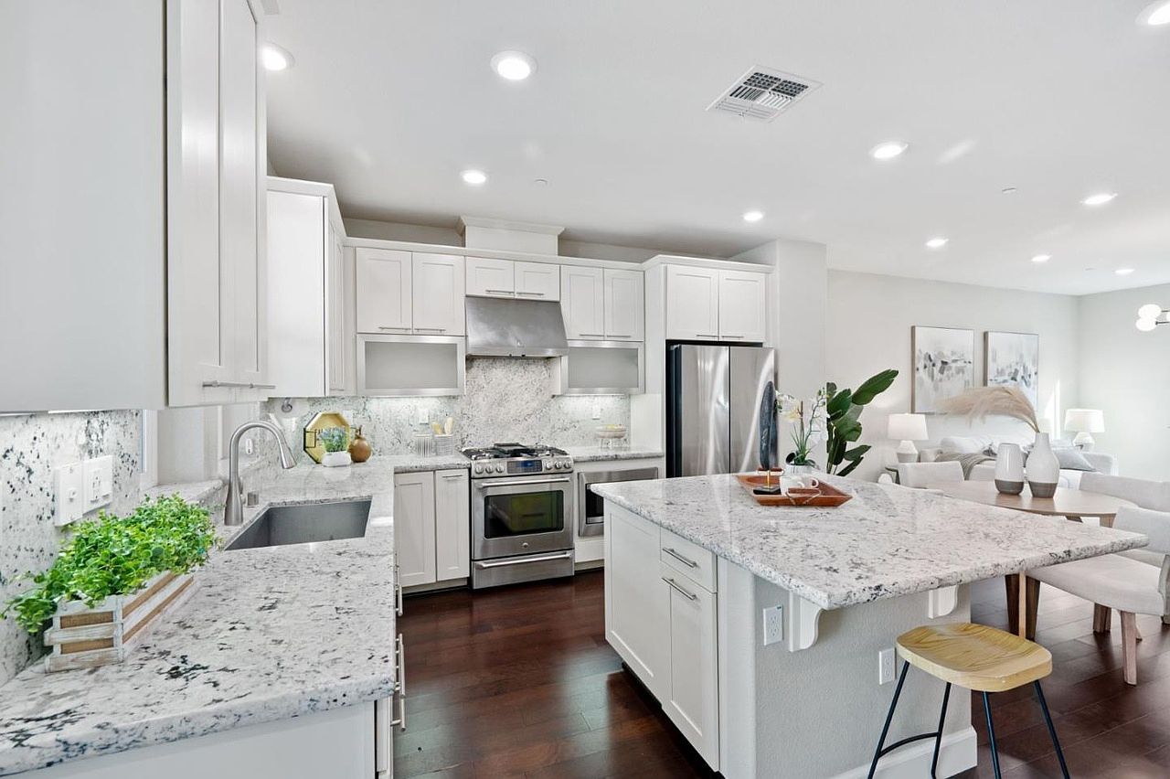 5977 Larkstone Lp photo 5