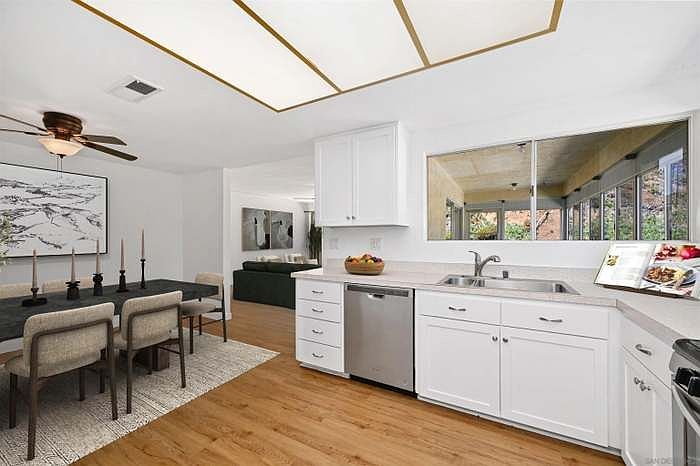 1904 Louis Dr photo 3
