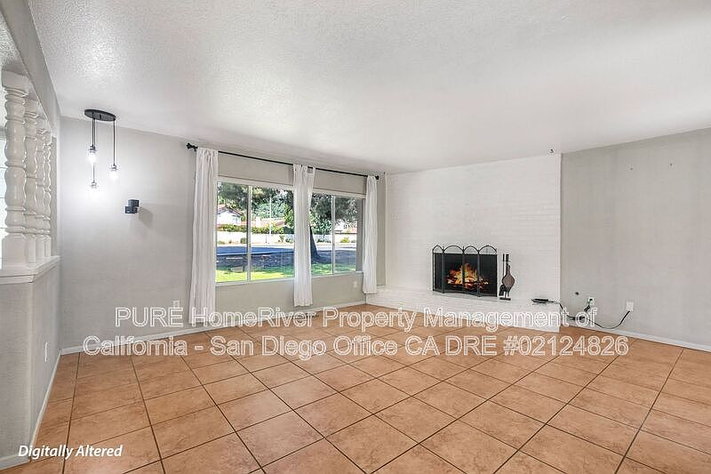 2135 E El Norte Pkwy E photo 4