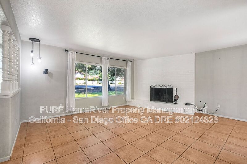 2135 E El Norte Pkwy E photo 5