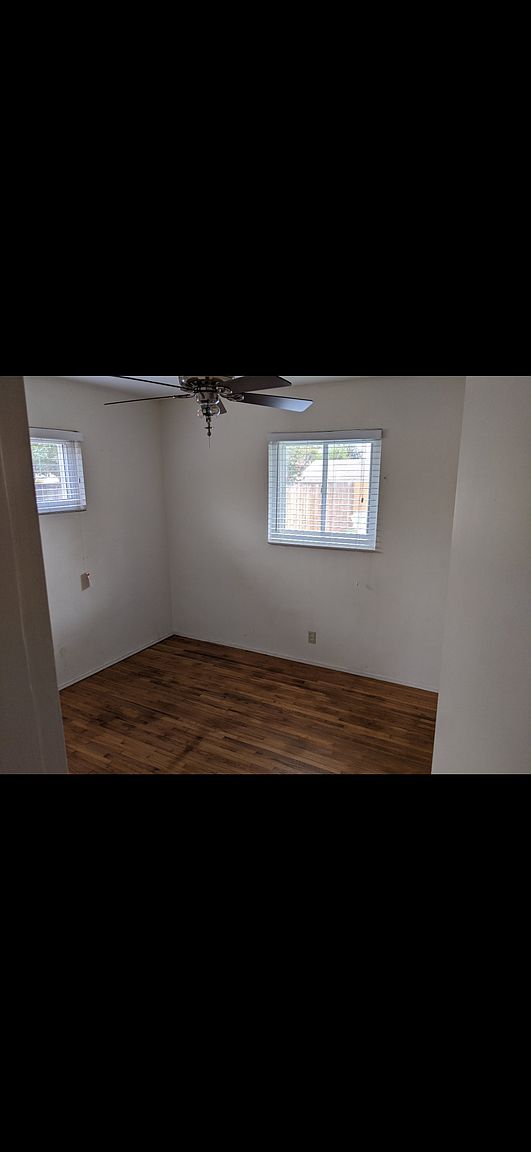 2057 E Lincoln Ave photo 2