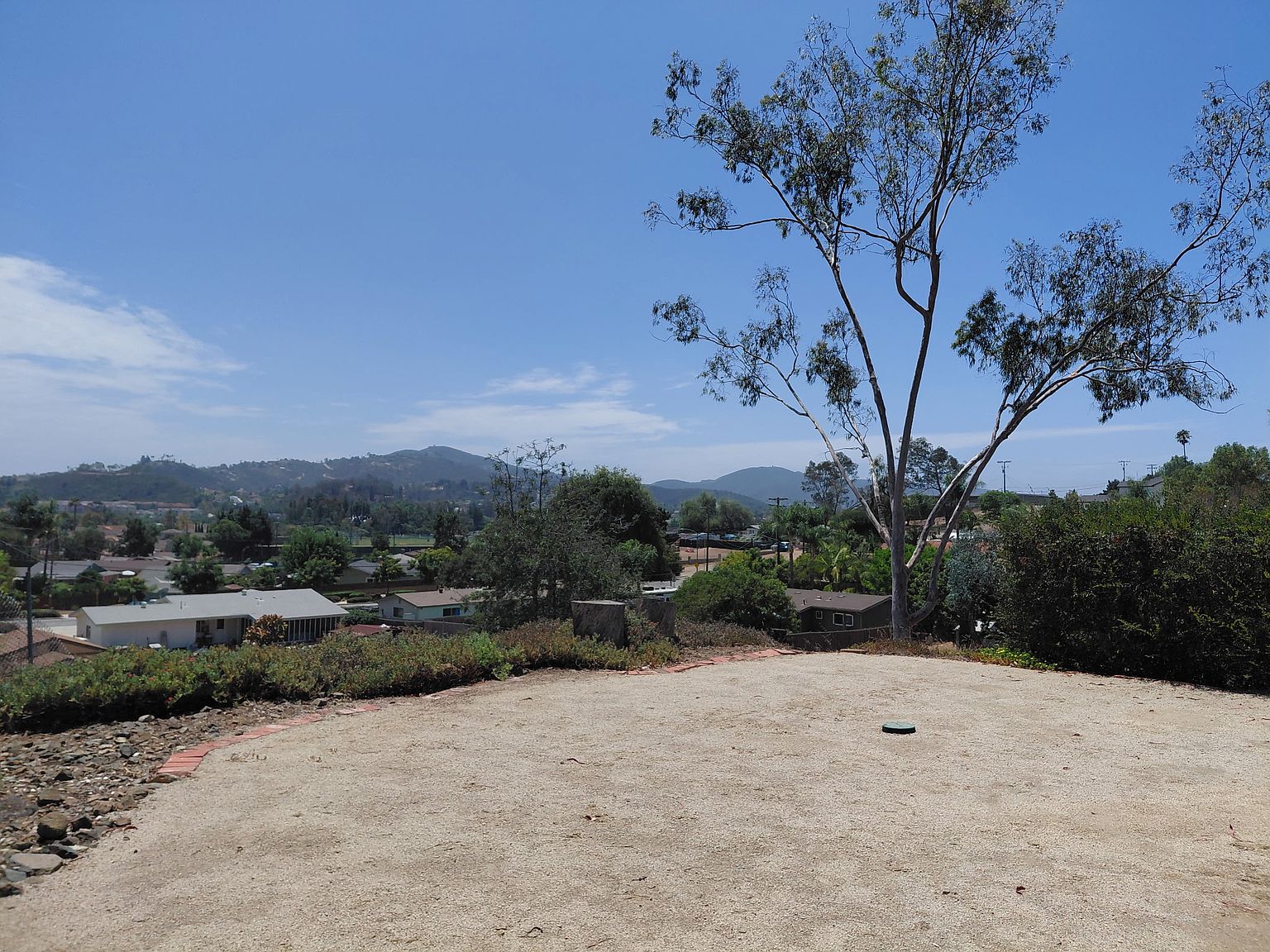 502 Glenheather Dr photo 3