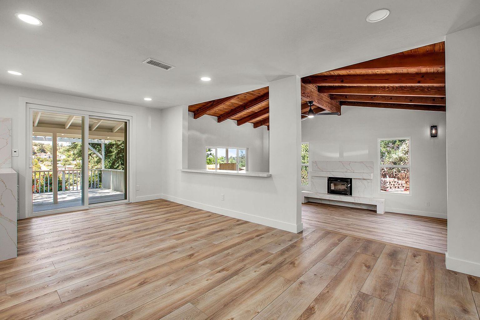 1162 Pebble Springs Ln photo 3