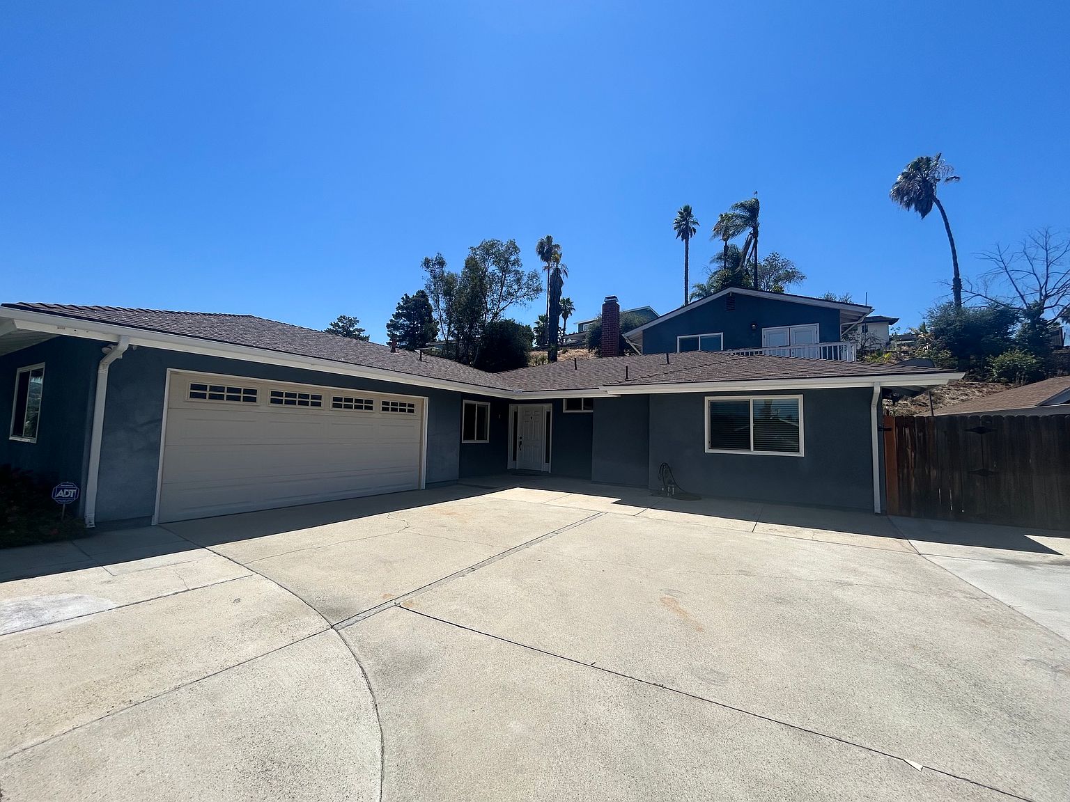 1823 Kenora Dr photo 2