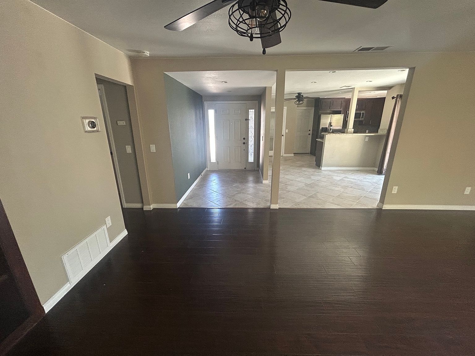 1823 Kenora Dr photo 3