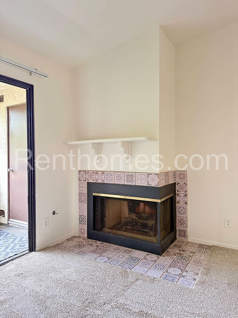 2425 Cranston Dr Escondido, CA 92025 photo 3