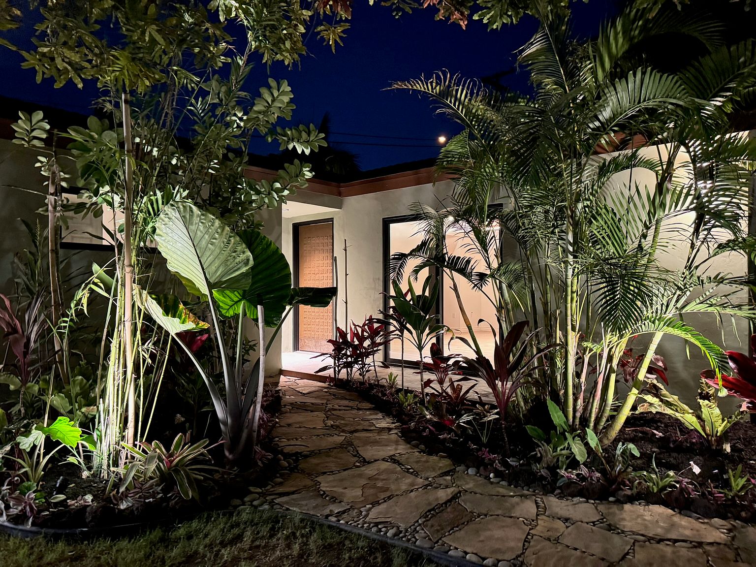 918 Emma Dr photo 4
