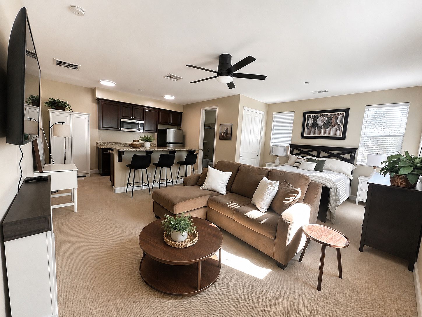 12943 Polvera Ct photo 2
