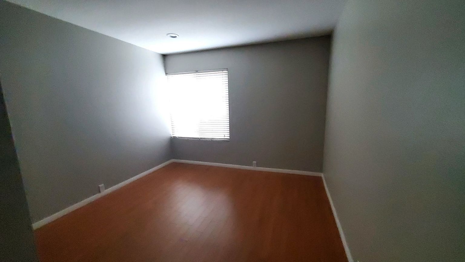 17476 Fairlie Rd photo 2