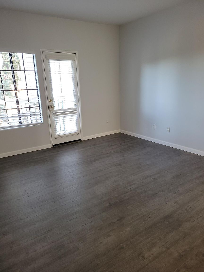 16458 Avenida Venusto photo 4