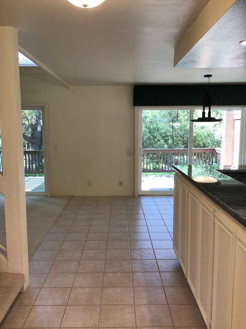 23979 Green Haven Ln photo 3