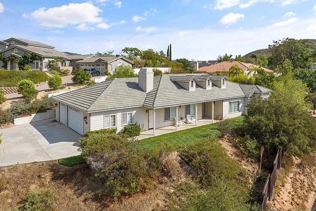 26515 Cherish Way photo 4