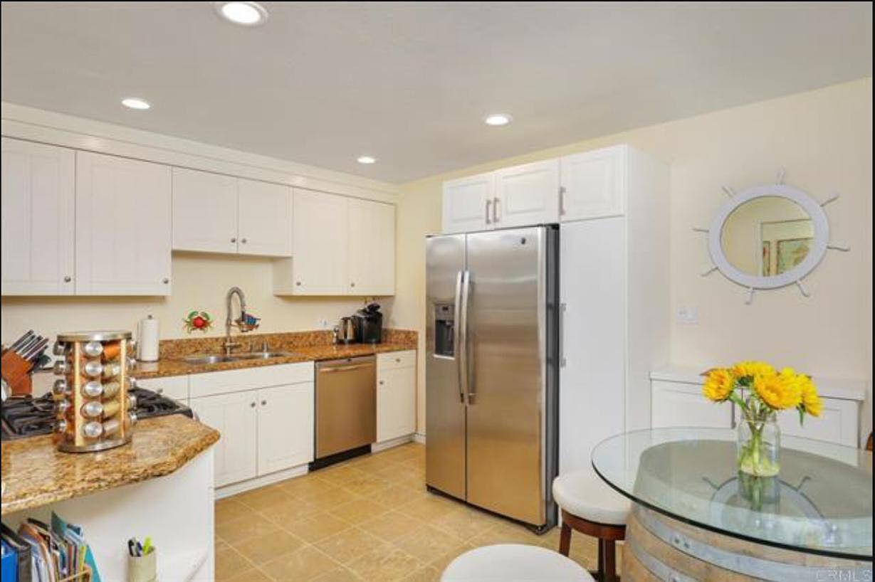 238 23rd St photo 3