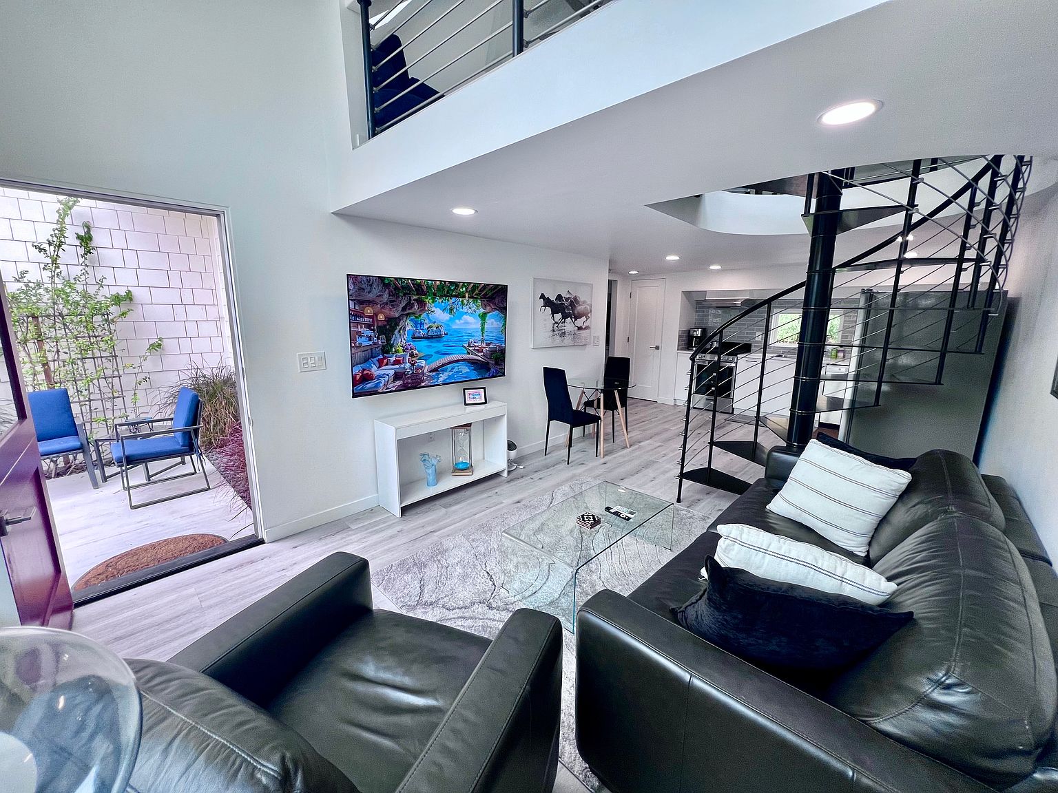 1505 San Dieguito Dr photo 3