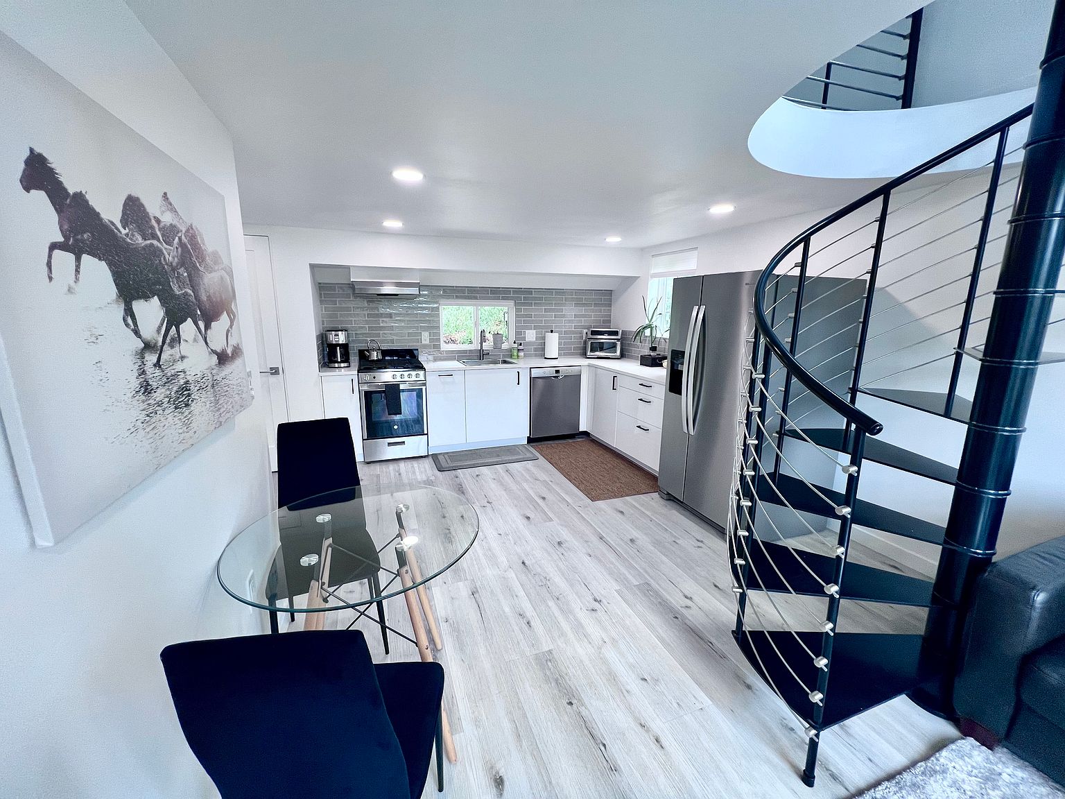 1505 San Dieguito Dr photo 4
