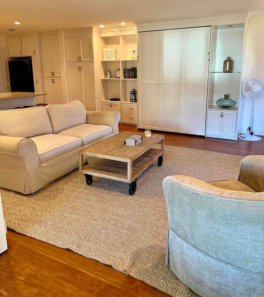 1562 Camino Del Mar photo 4