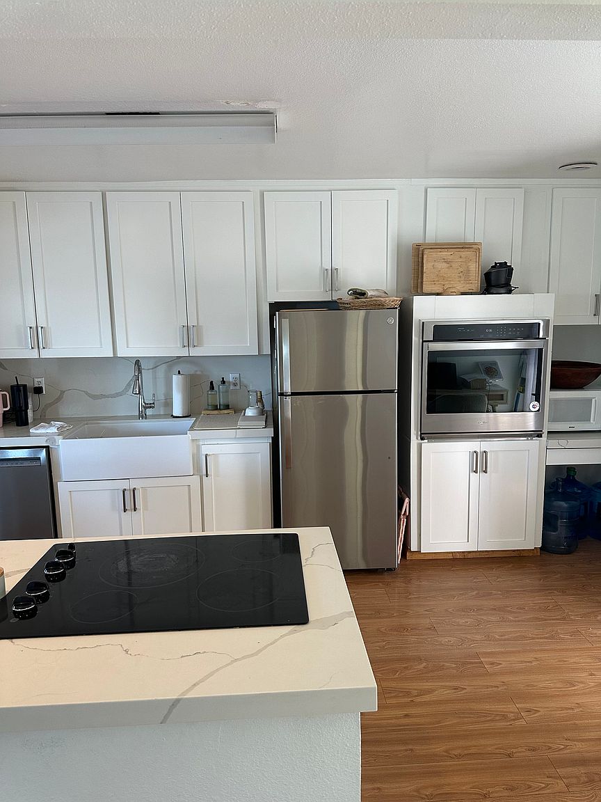 301 8th St photo 4