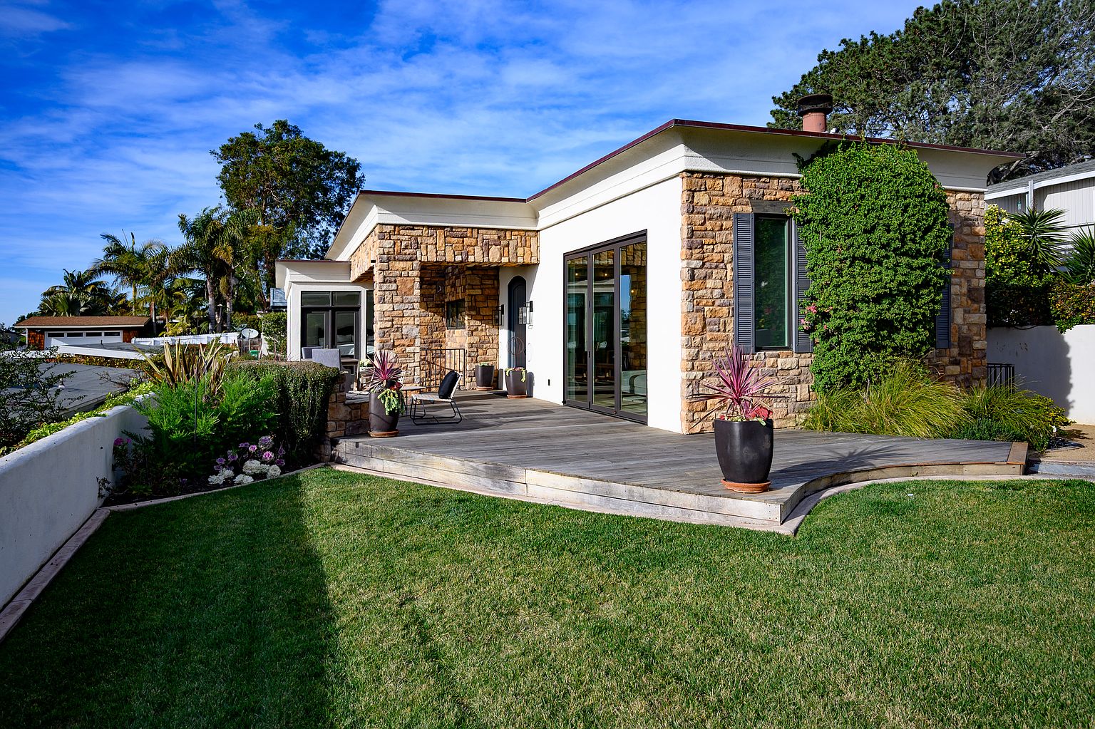 334 La Amatista Rd photo 3