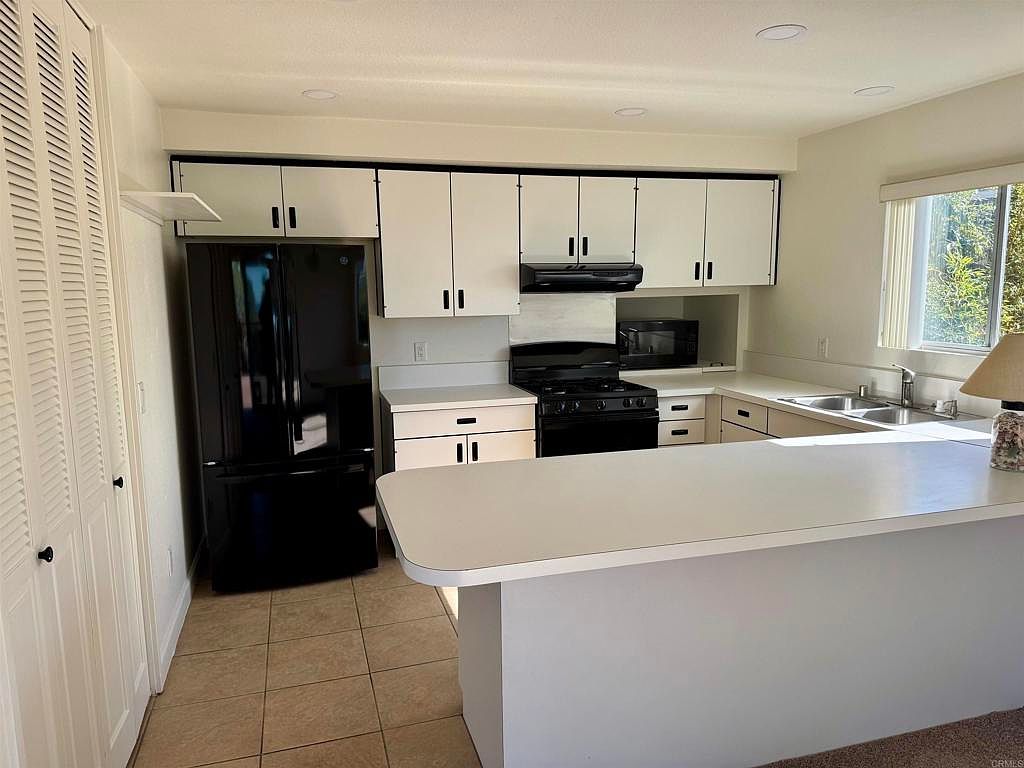 2511 El Amigo Rd photo 5