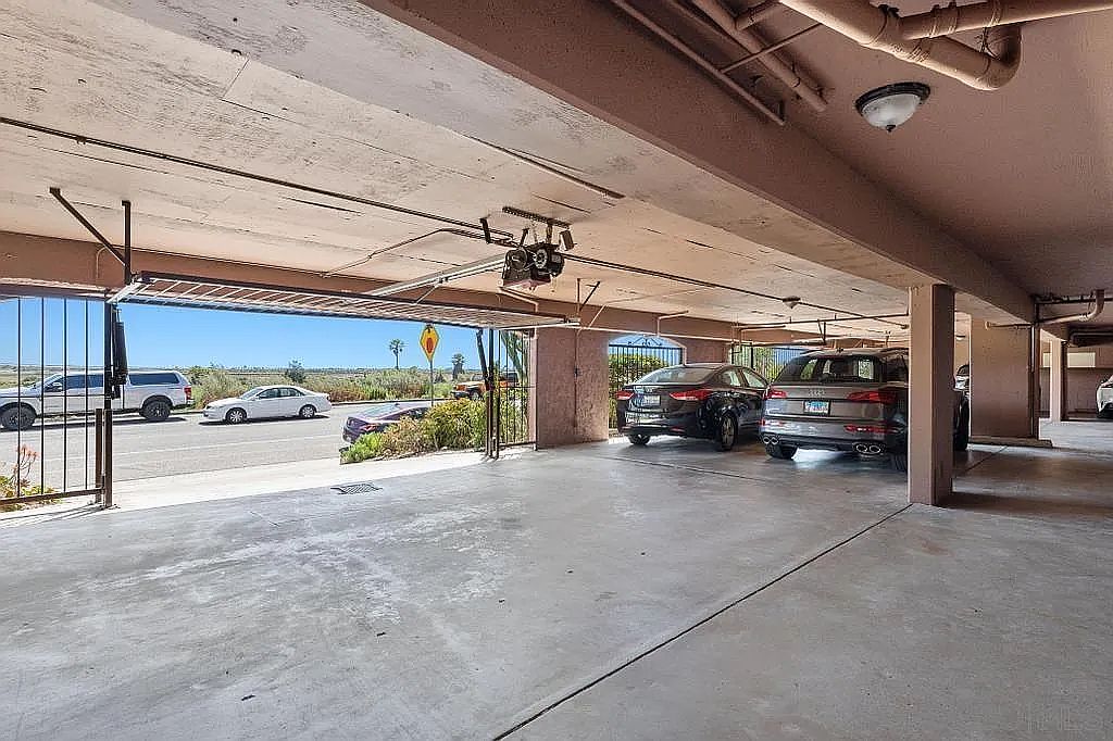 2222 Carmel Valley Rd photo 5